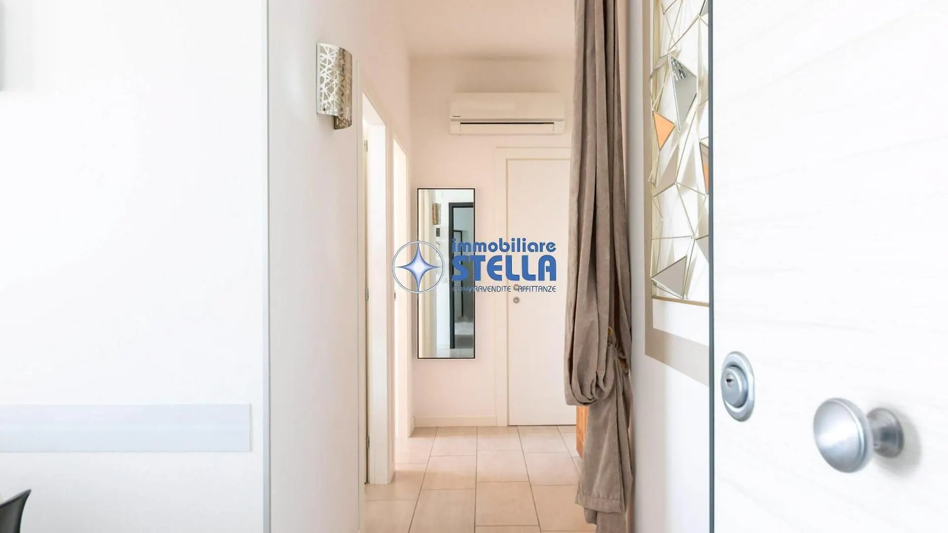 Condominio Michelangelo Lido di Jesolo 0*,